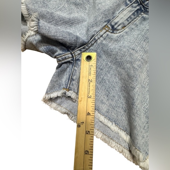 CARMAR Jean Shorts Size 25 Stone Wash Style Side Slits Y2K Bohemian Resortwear - Picture 4 of 11